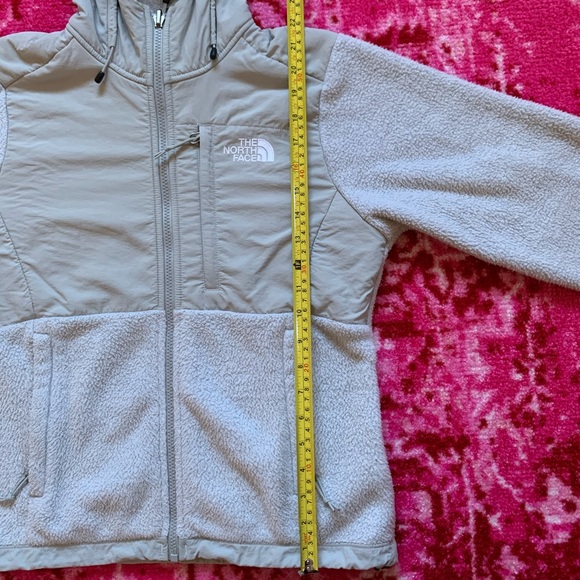Grey North Face Denali Fleece - Picture 10 of 11